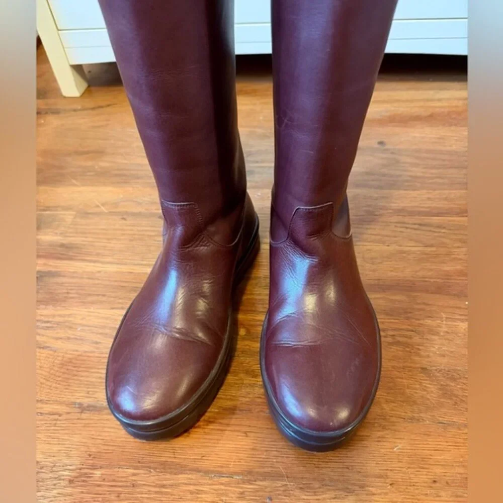 The Row Billie boot
